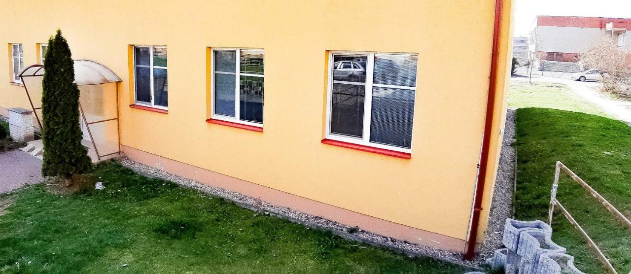 Apartman Topolova 912B Milovice  Bagian luar foto