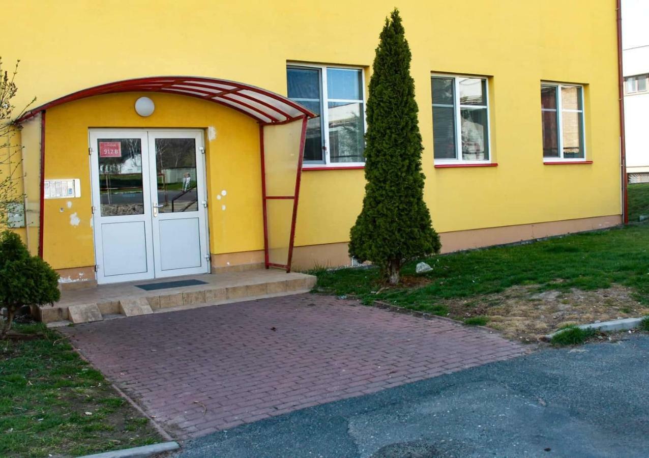Apartman Topolova 912B Milovice  Bagian luar foto